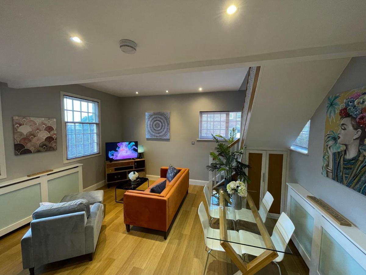 Luxury 3-Bed Victorian Townhouse Hosted By Hutch Lifestyle Villa Leamington Spa Eksteriør billede