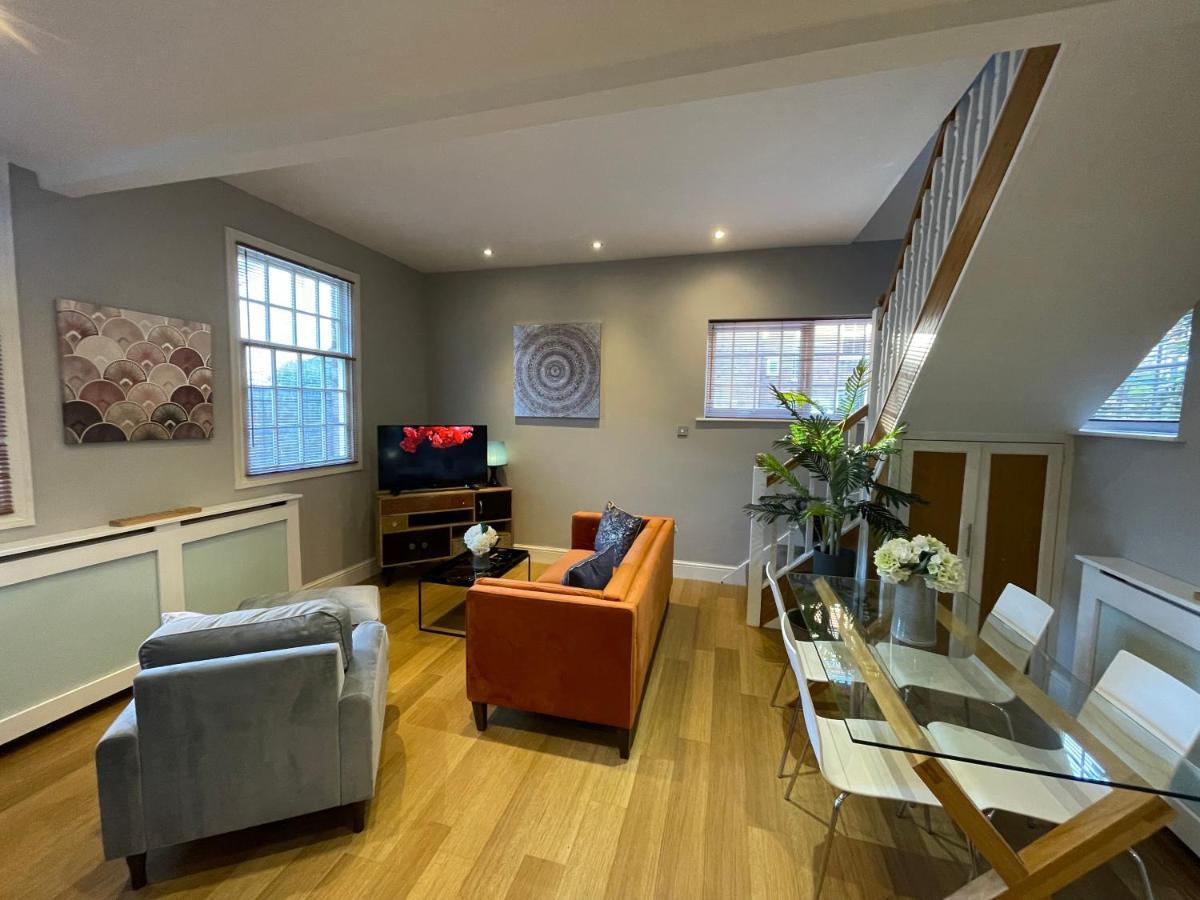 Luxury 3-Bed Victorian Townhouse Hosted By Hutch Lifestyle Villa Leamington Spa Eksteriør billede