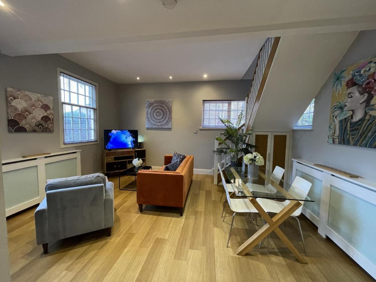 Luxury 3-Bed Victorian Townhouse Hosted By Hutch Lifestyle Villa Leamington Spa Eksteriør billede