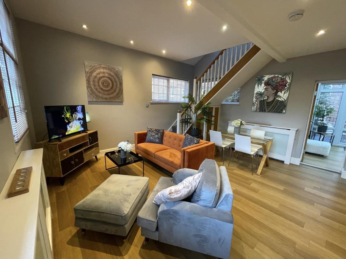 Luxury 3-Bed Victorian Townhouse Hosted By Hutch Lifestyle Villa Leamington Spa Eksteriør billede